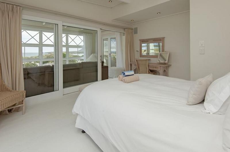 5 Bedroom Property for Sale in Pringle Bay Western Cape